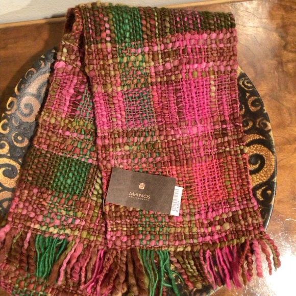 Manos del Uruguay wool scarf - Picture 5 of 11